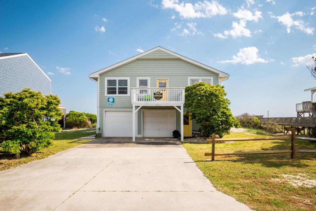 Beach Barracks By Oak Island Accommodations Exterior photo