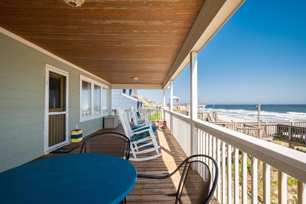 Beach Barracks By Oak Island Accommodations Exterior photo